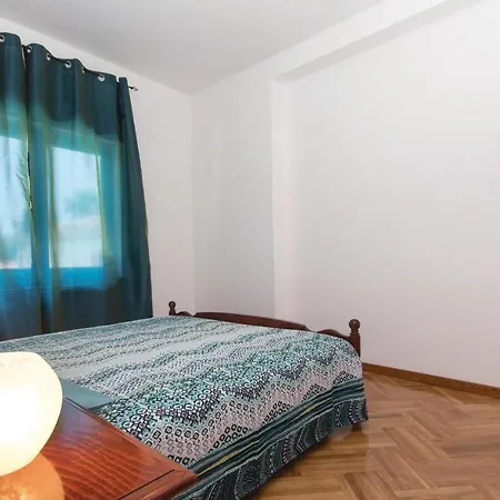 Sad Cr Apartment *